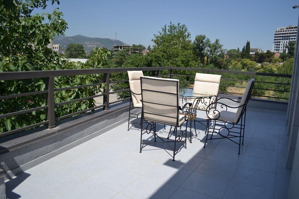 Dolabauri Hotel Tbilisi Zewnętrze zdjęcie